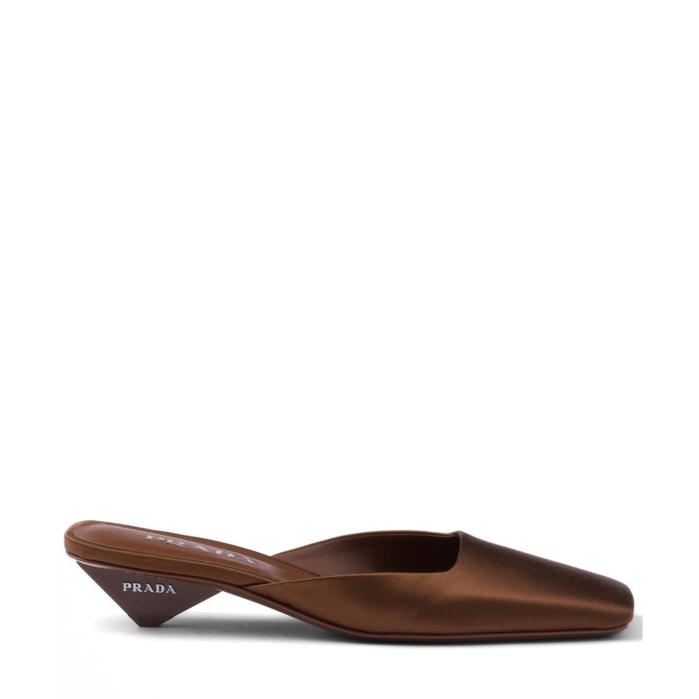 Prada Women's Elegant Brown Mules